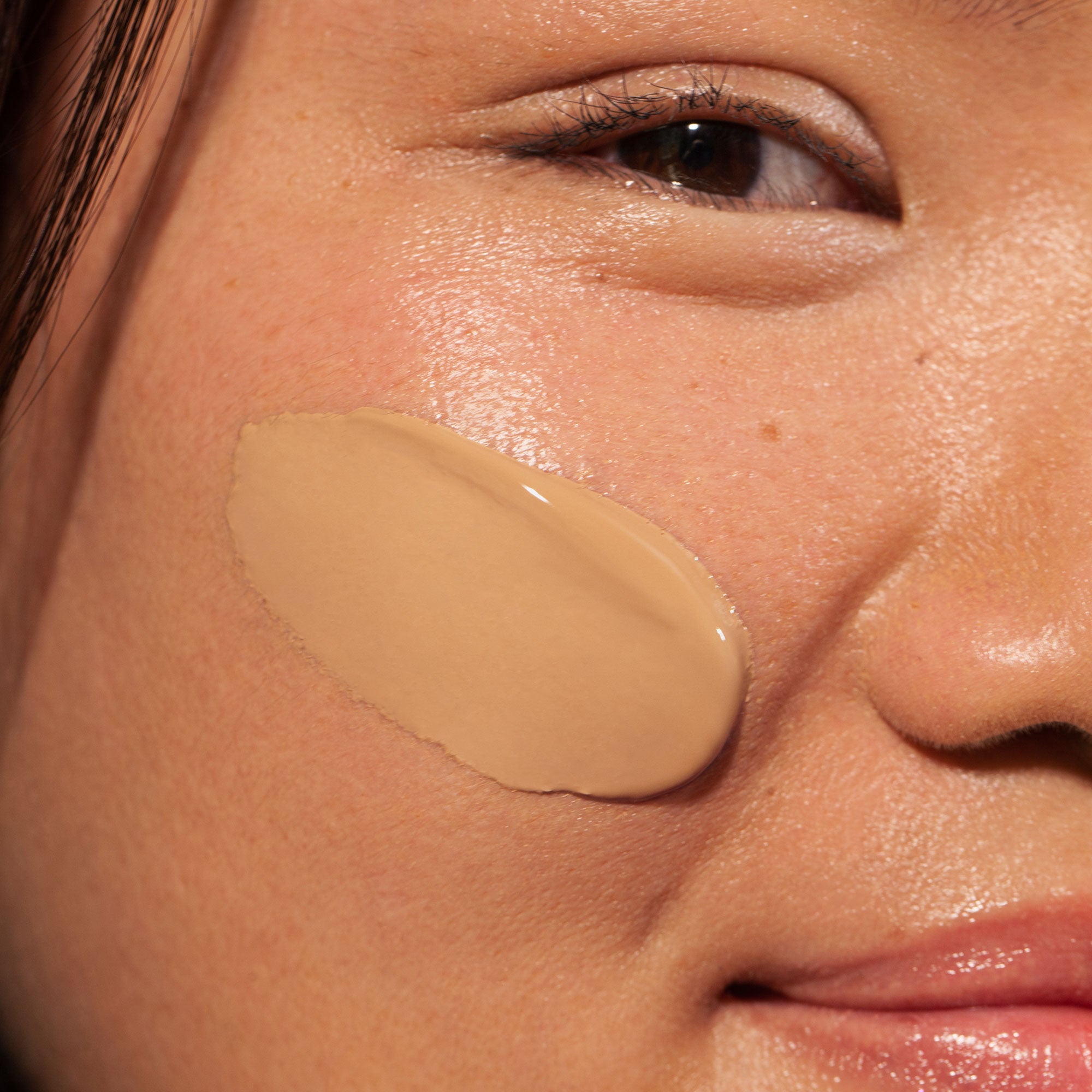 Skinonym - Semi-Matte Peptide Foundation - Madara - 30ml