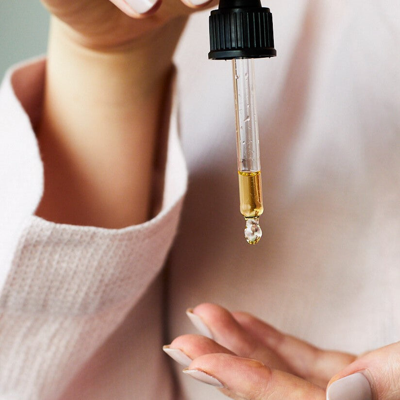 Organic Face Oil met koffie en rozenbottel - Upcircle Beauty