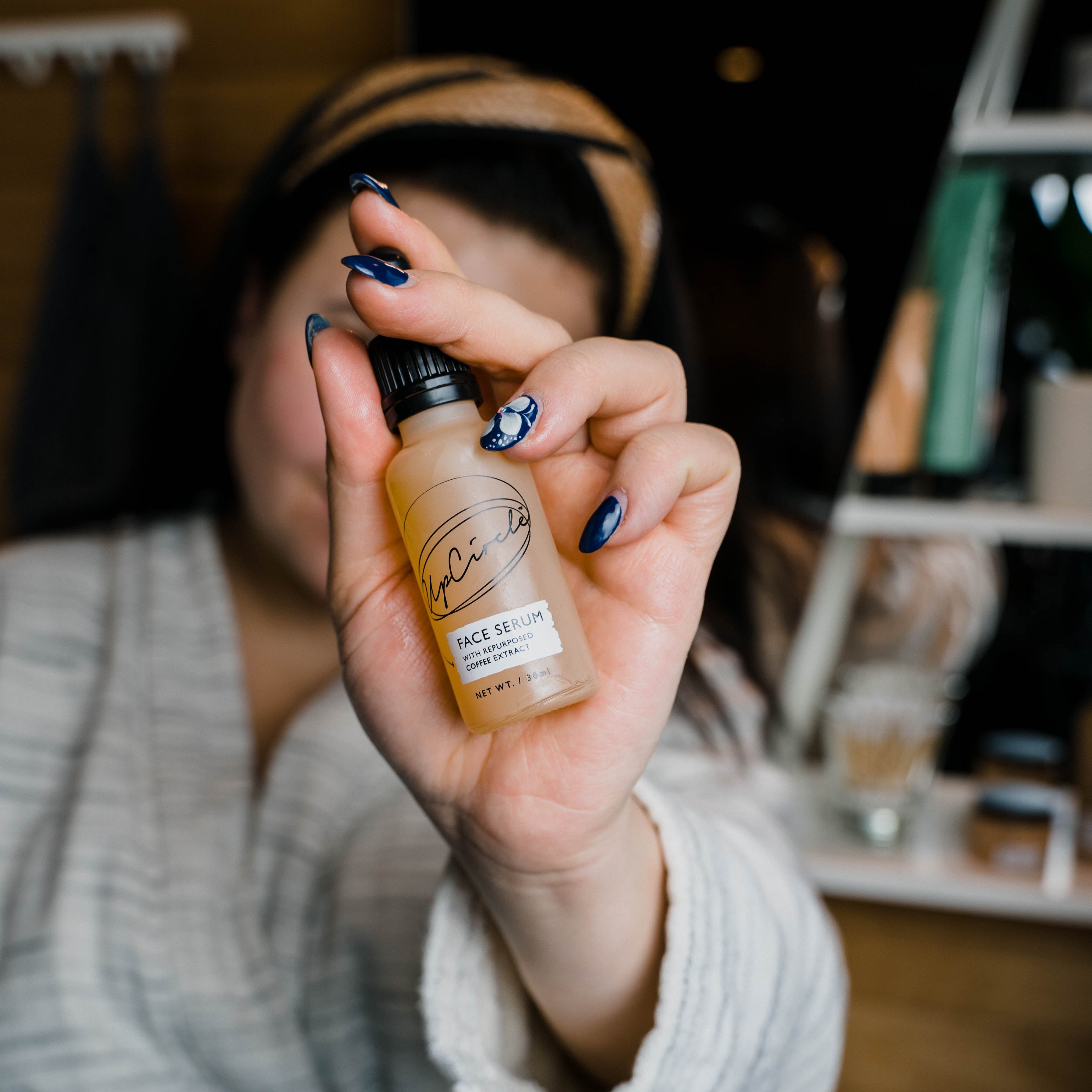 Organic Face Oil met koffie en rozenbottel - Upcircle Beauty